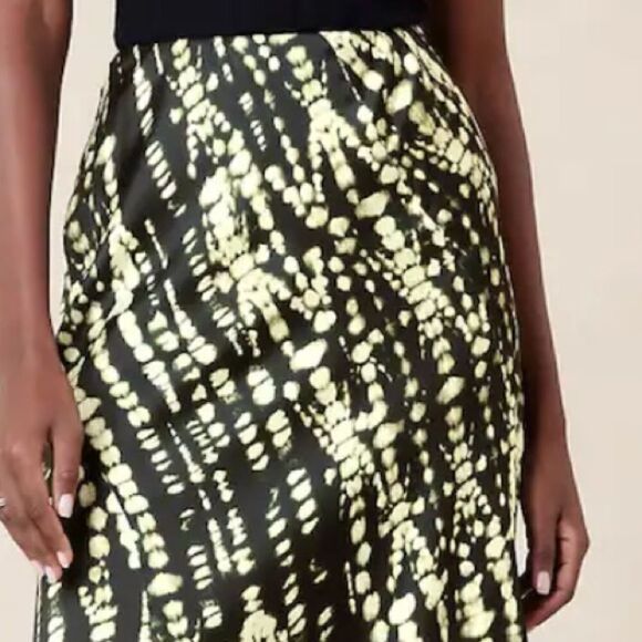 Banana Republic MIDI SLIP SKIRT - Picture 3 of 3